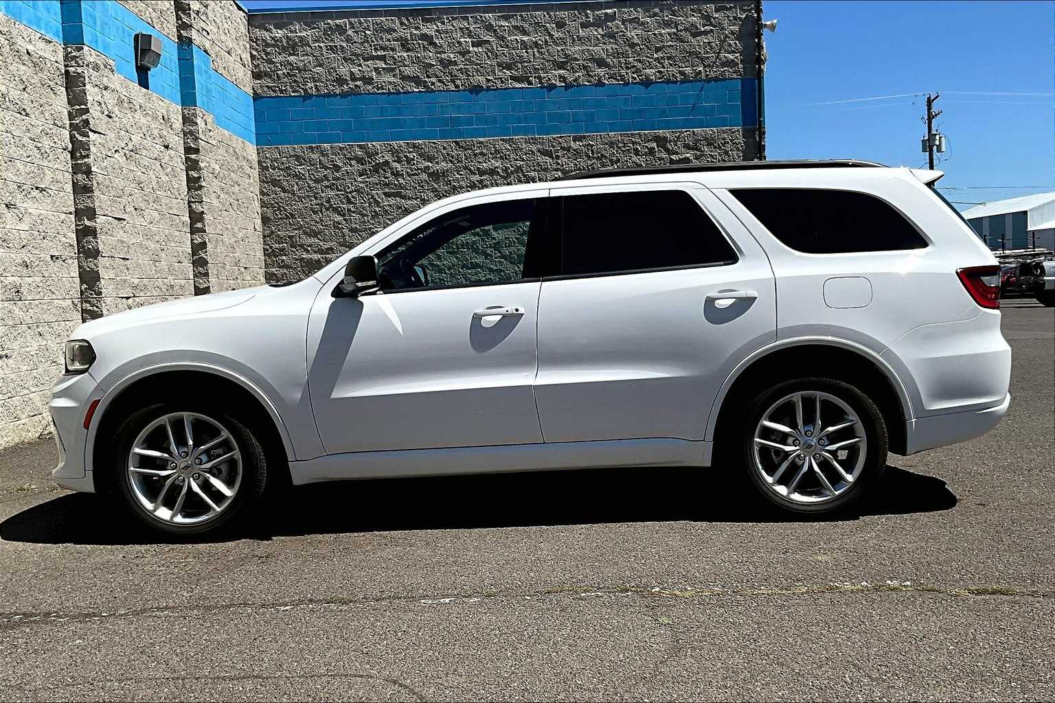 2024 Dodge Durango GT Plus photo 3