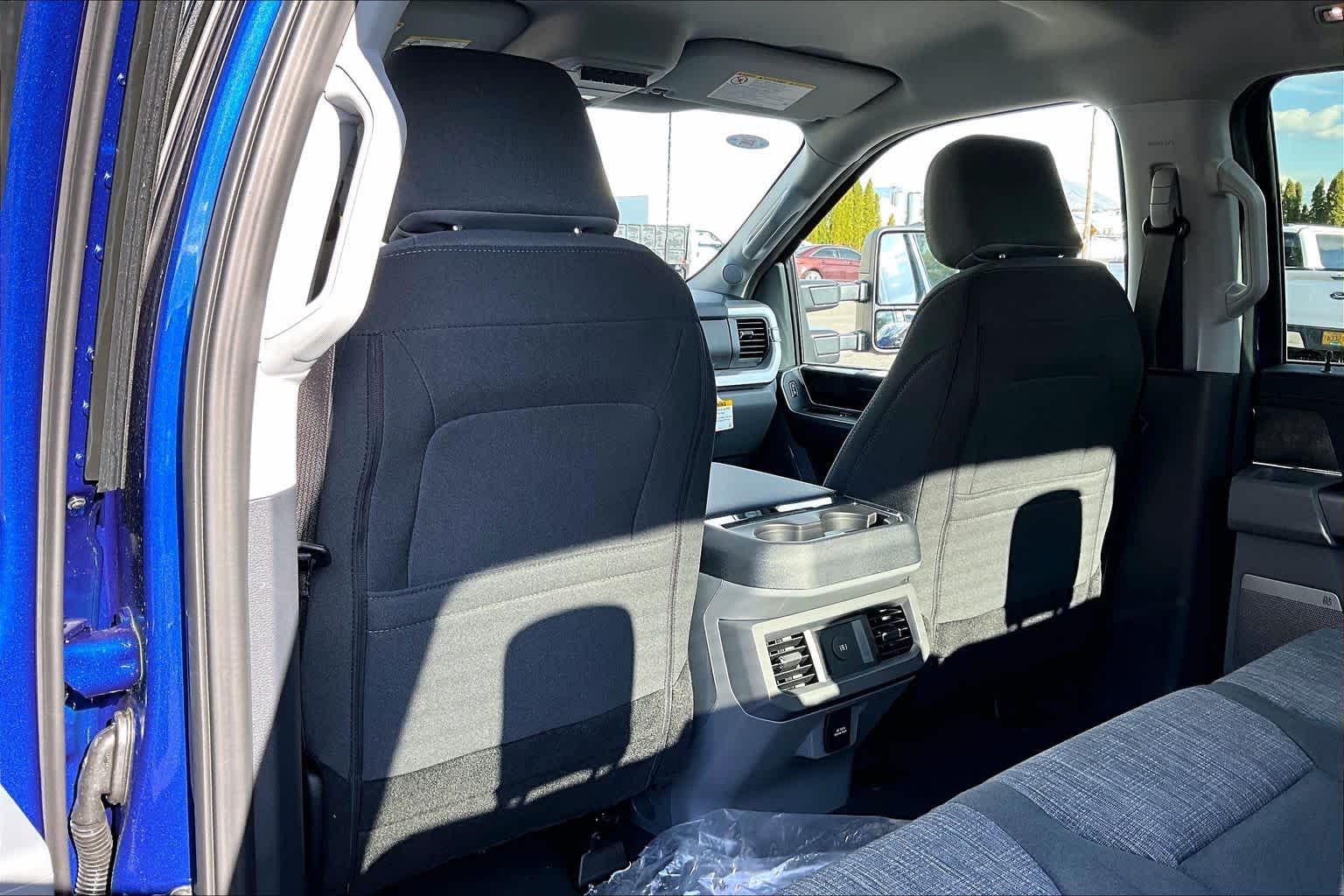 2026 Ford F-350 Super Duty XLT - Photo 12