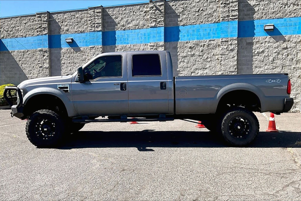 Used 2009 Ford F-350 Lariat Super Duty Truck Crew Cab