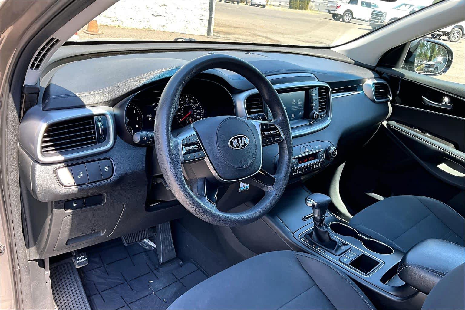 Used 2019 Kia Sorento LX with VIN 5XYPGDA57KG447238 for sale in Klamath Falls, OR