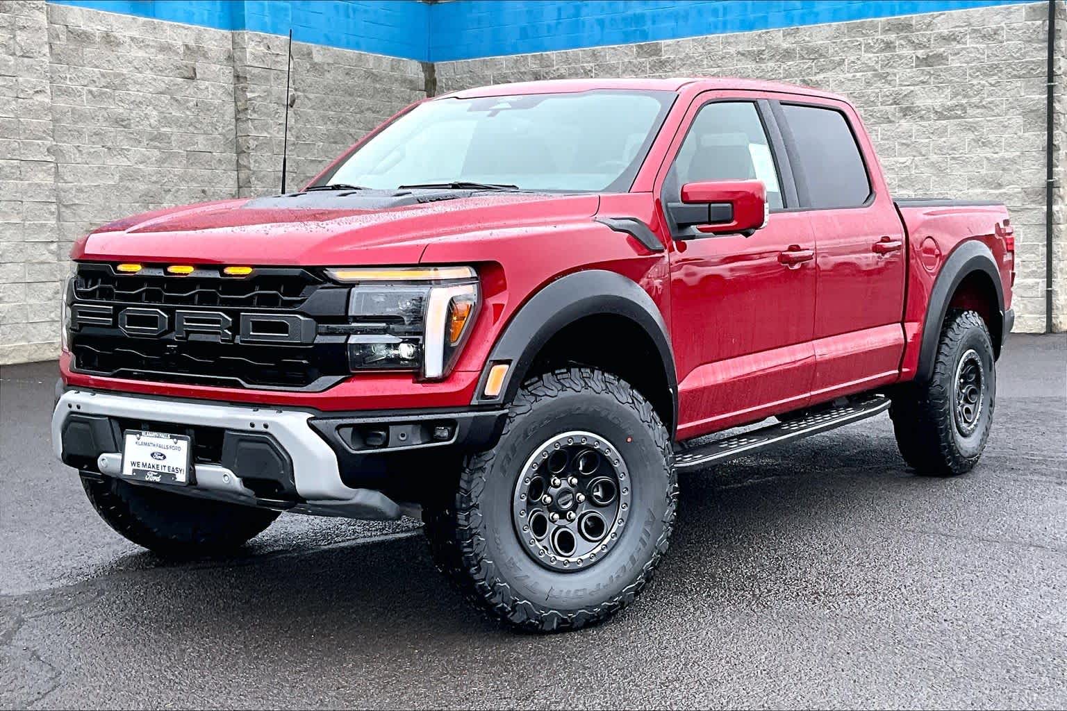 2025 Ford F-150 Raptor 4x4 SuperCrew 5-1/2 Box's photo