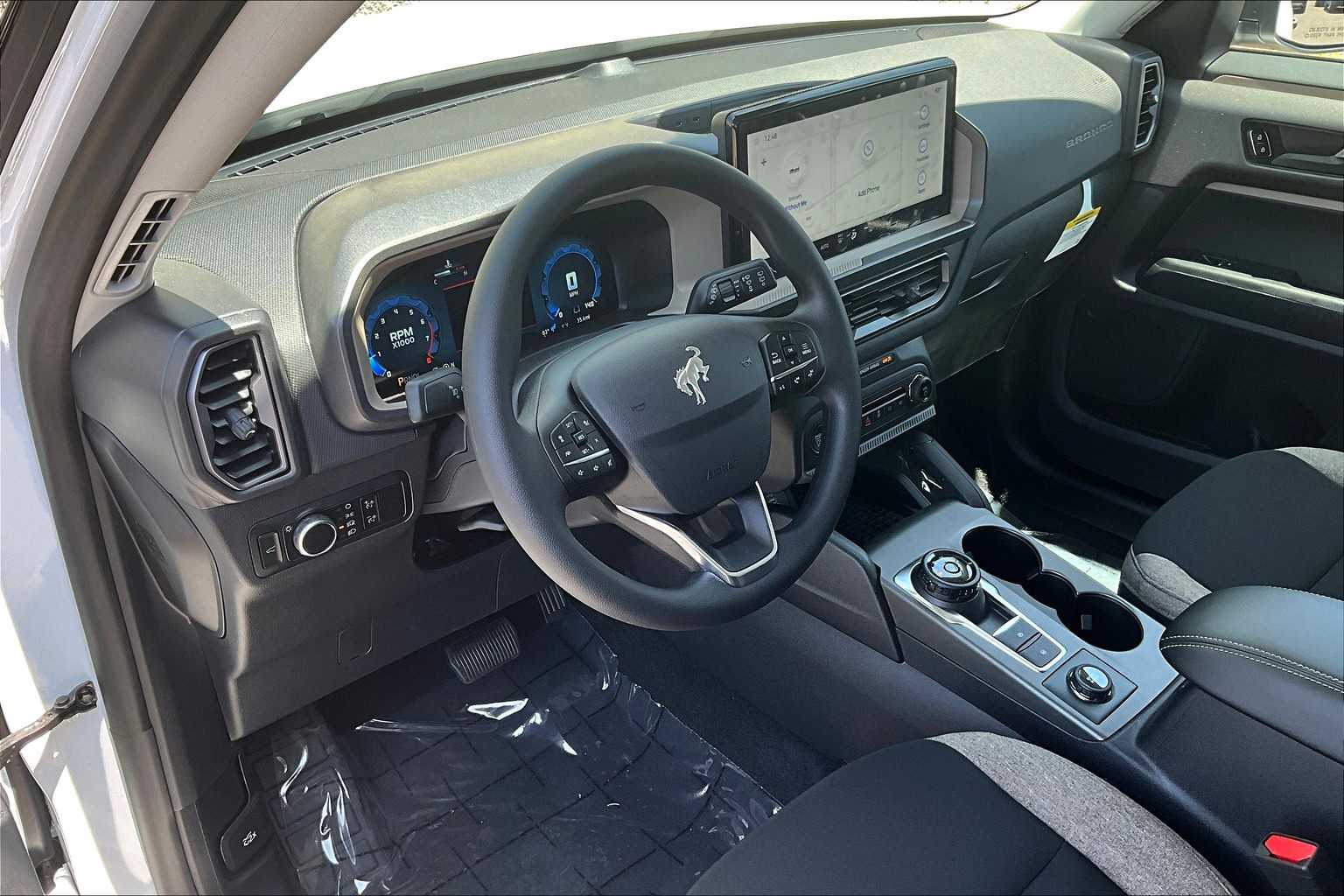 2025 Ford Bronco Sport Big Bend photo 2