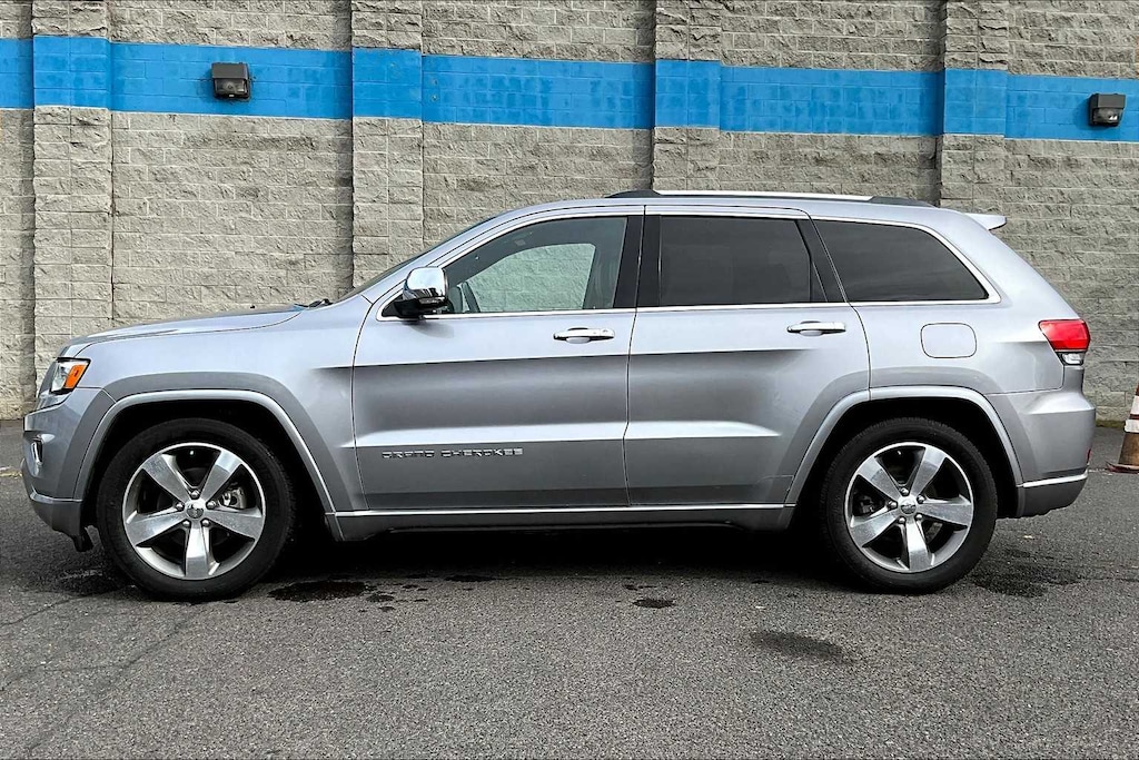 Used 2016 Jeep Grand Cherokee Overland SUV