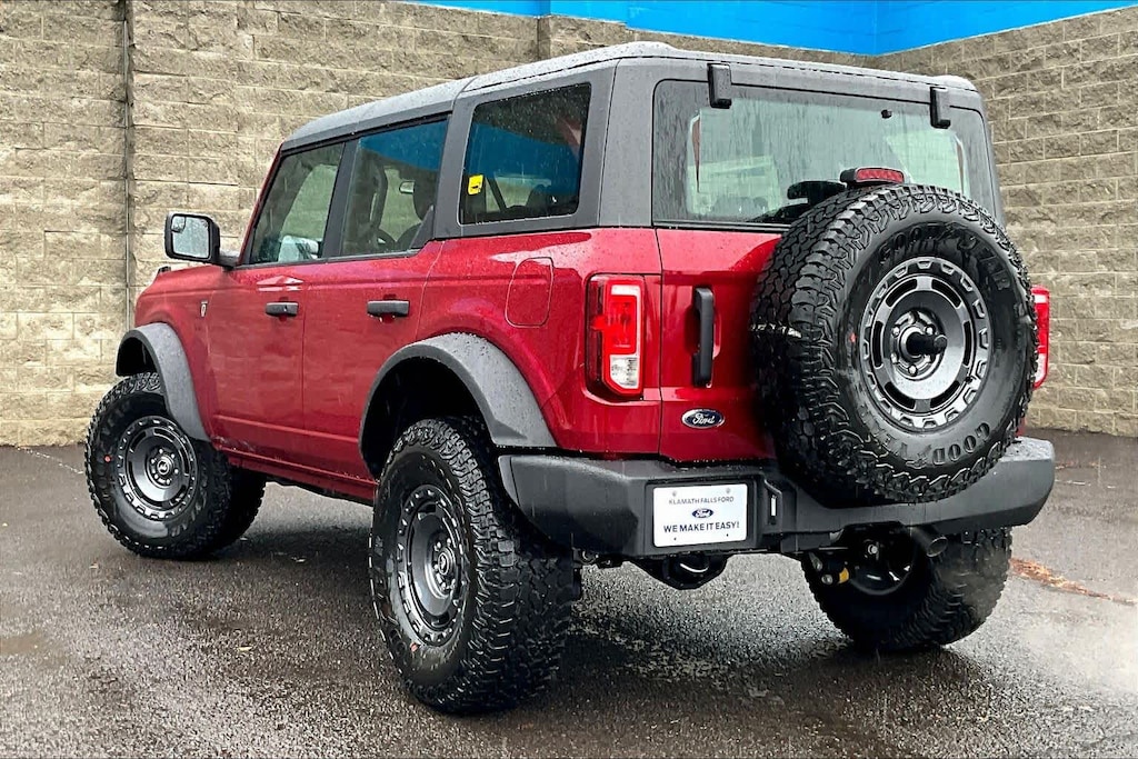 New 2025 Ford Bronco Base SUV