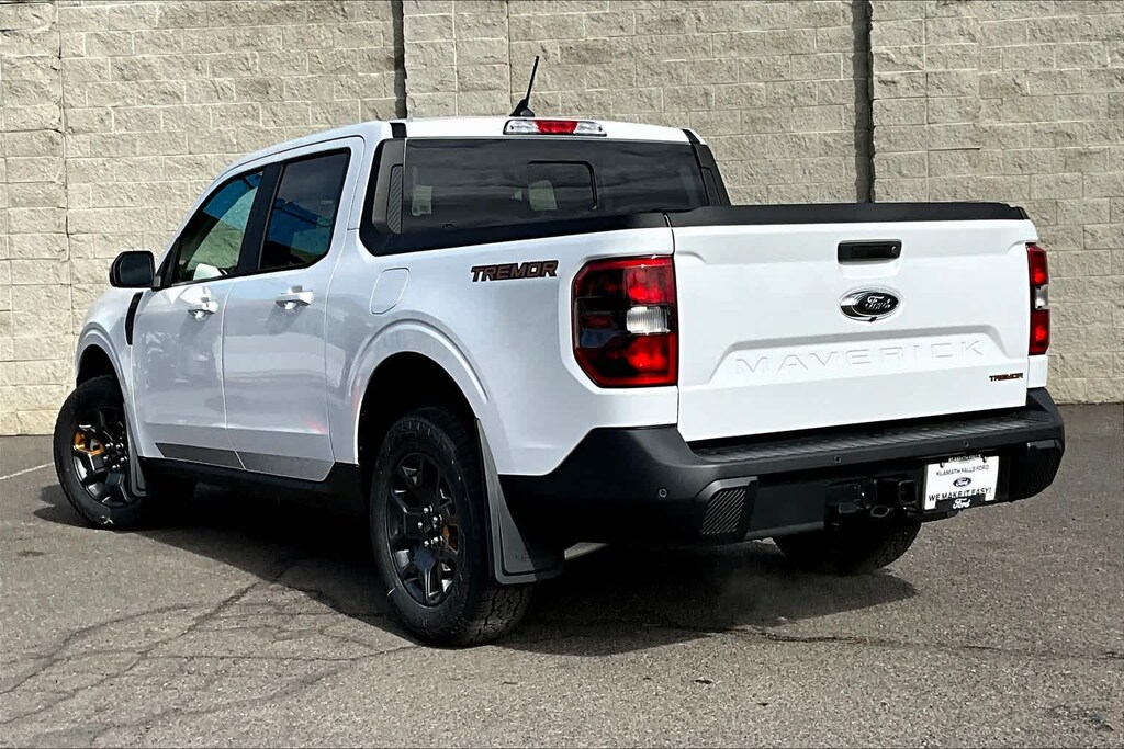 New 2024 Ford Maverick Truck SuperCrew Lariat Oxford White For Sale in