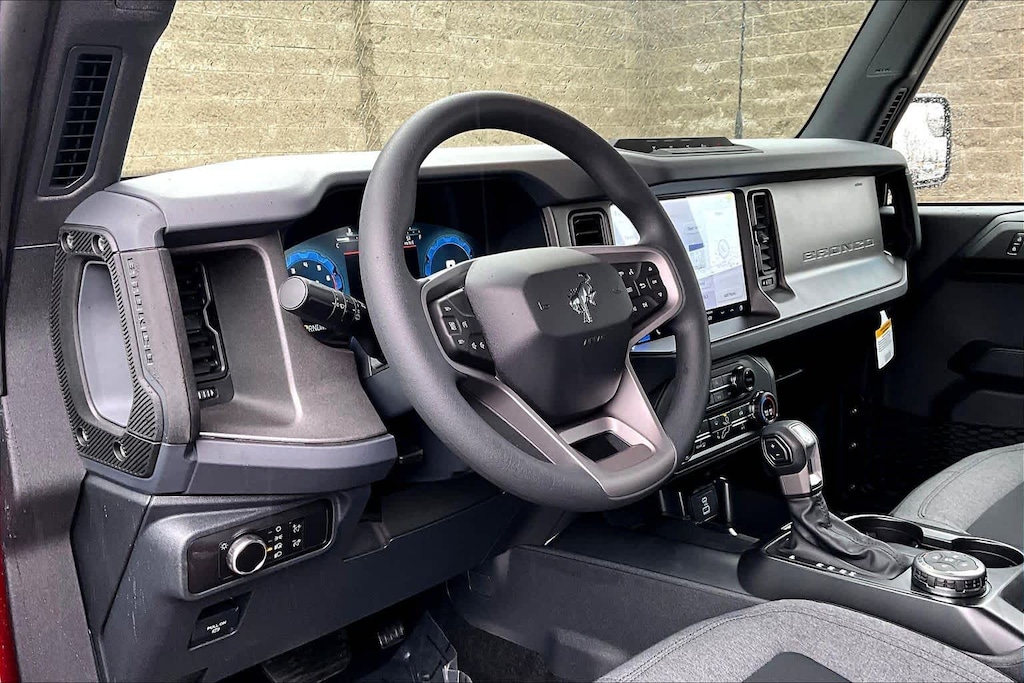 New 2025 Ford Bronco Base SUV