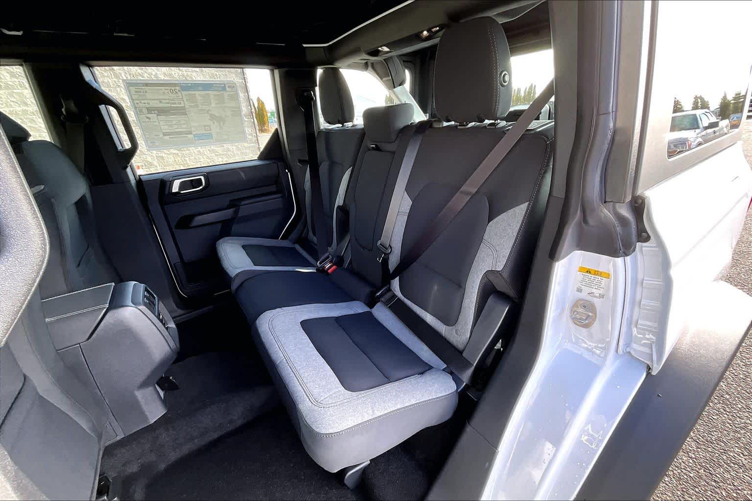 2025 Ford Bronco 4-Door Base - Photo 12
