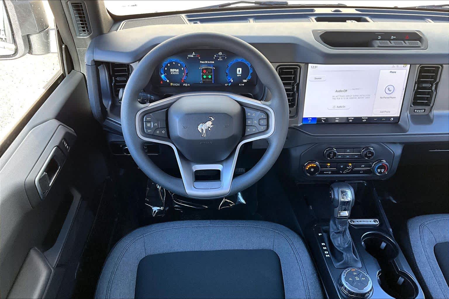 2025 Ford Bronco 4-Door Base - Photo 14