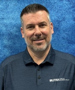 Staff member Travis Transue from ID_599195c15c17