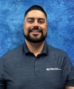 Staff member Justin Sandhu from ID_599195c15c17