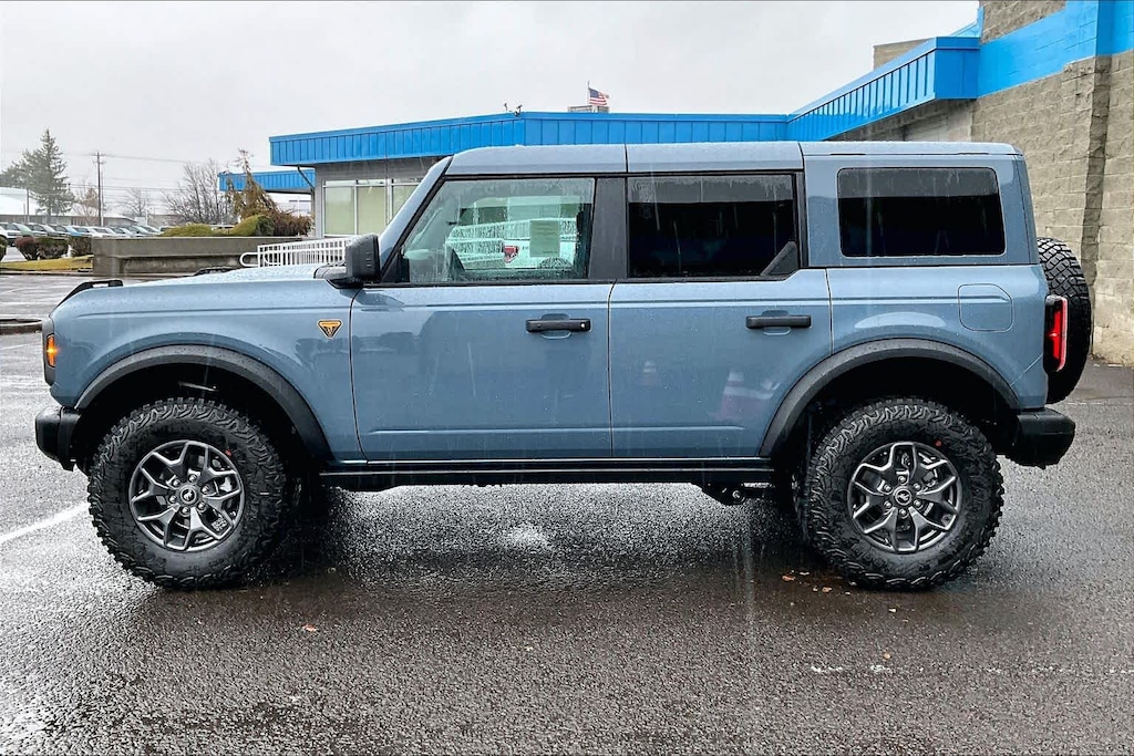 New 2025 Ford Bronco Badlands SUV