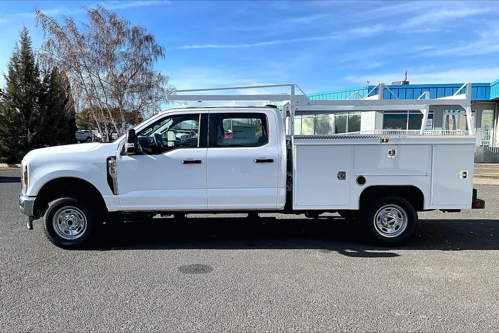 New 2026 Ford F-350 F-350 XL Truck Crew Cab