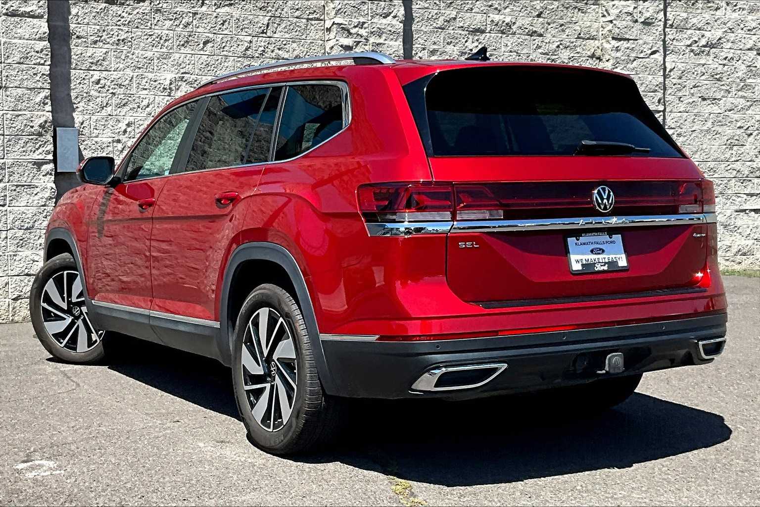 2024 Volkswagen Atlas V6 SE Technology photo 4