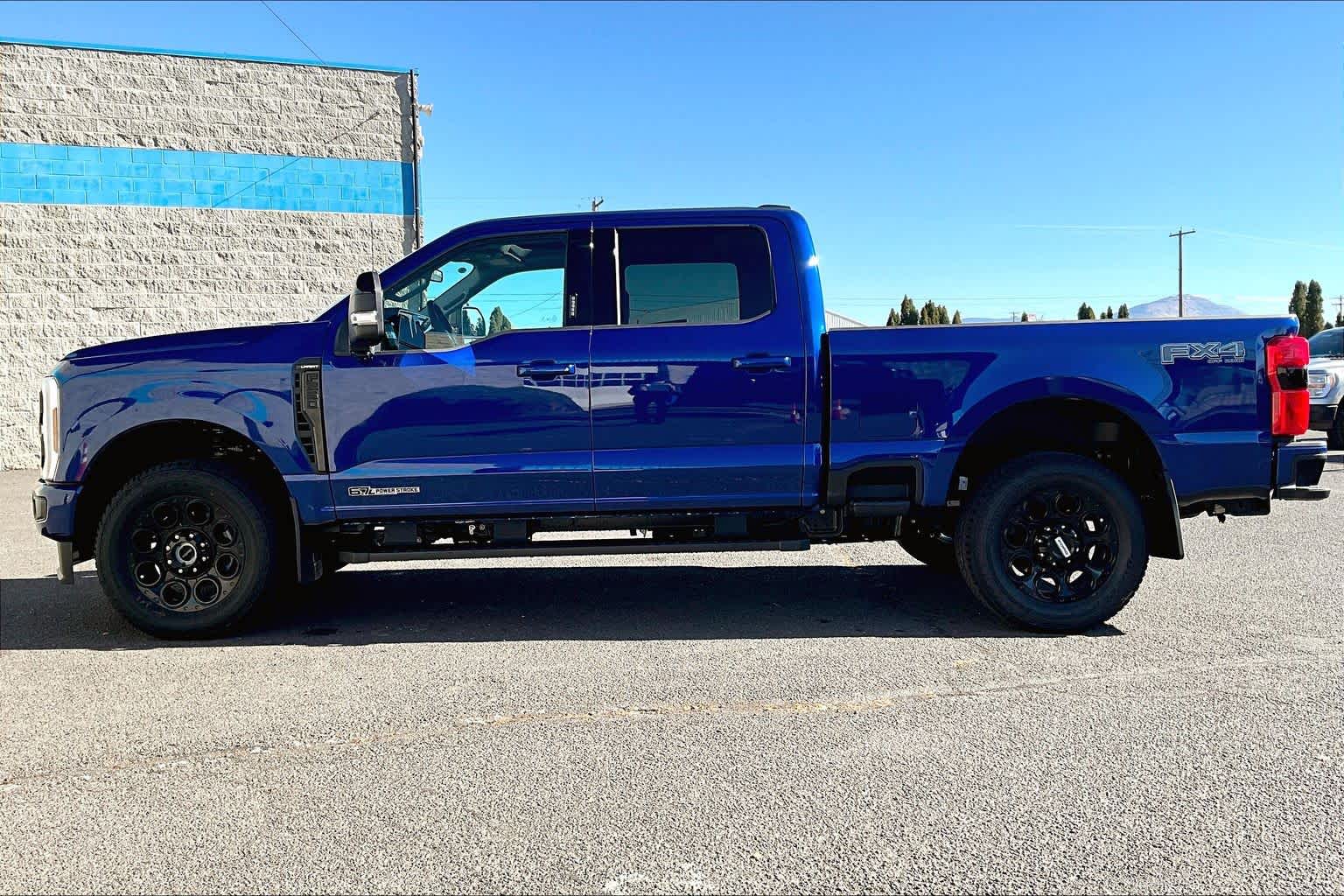 2026 Ford F-250 Lariat photo 3
