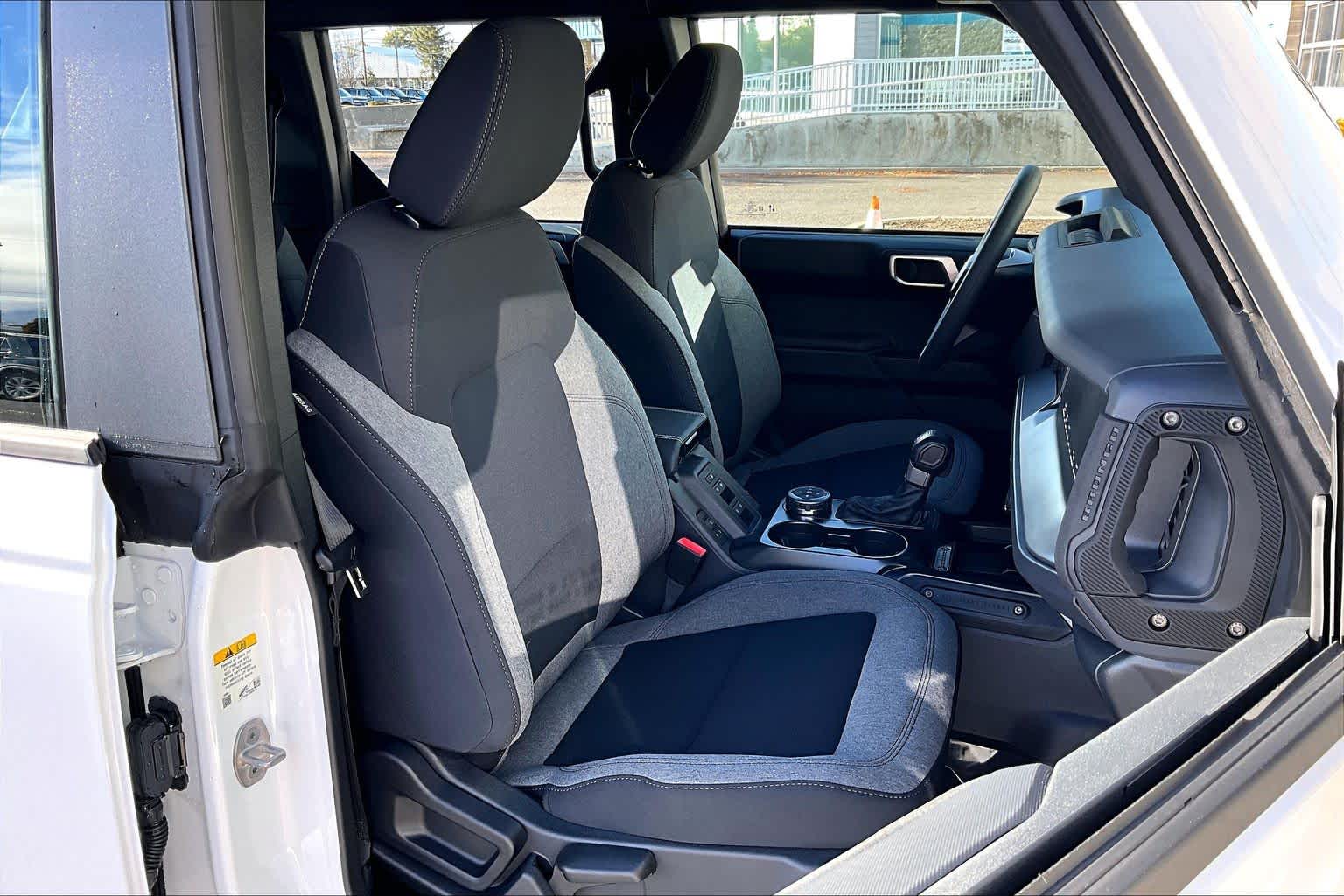 2025 Ford Bronco 4-Door Base - Photo 13