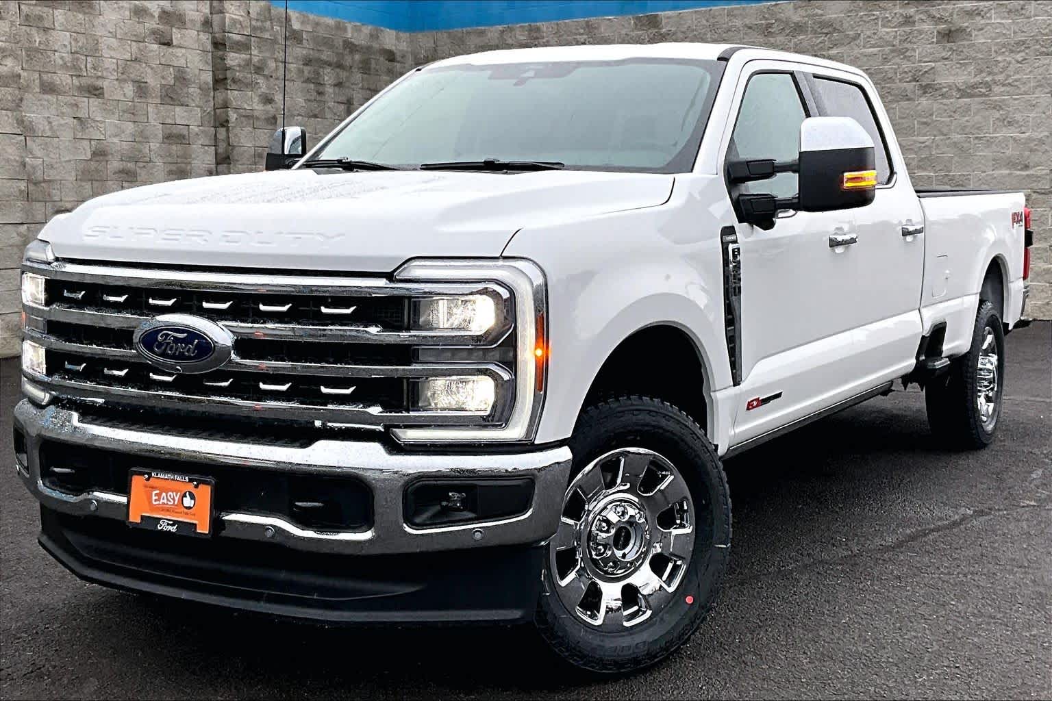 2026 Ford F-350 Super Duty Lariat's photo