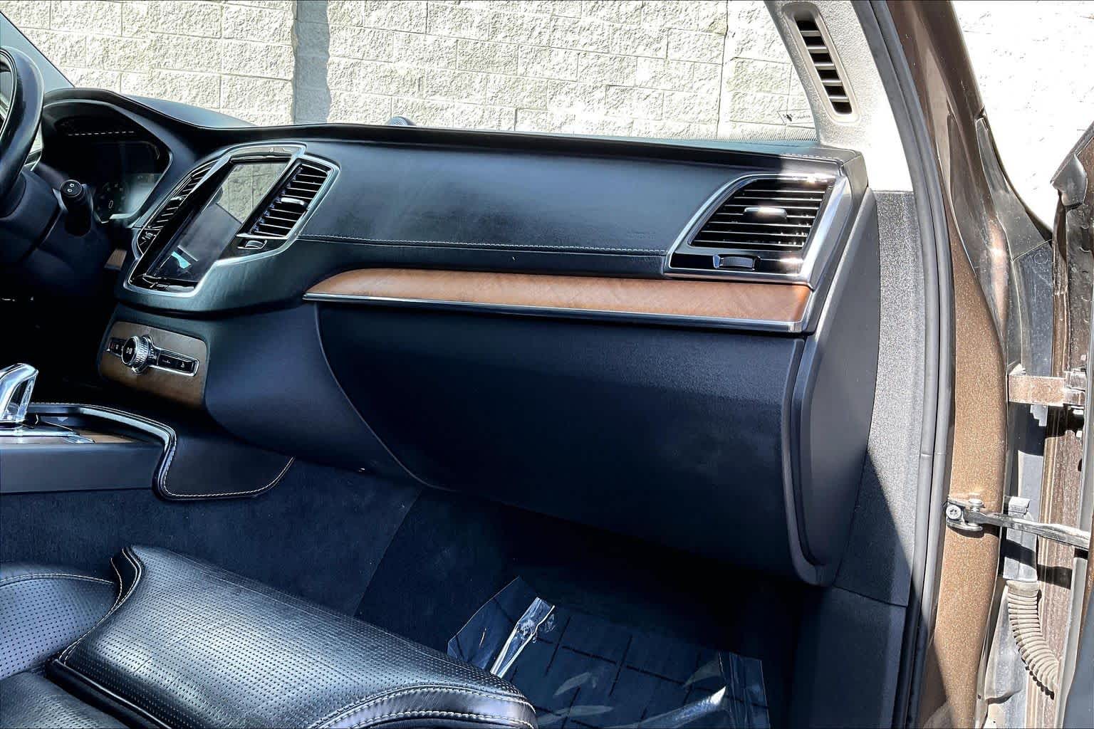 2017 Volvo XC90 Inscription - Photo 23