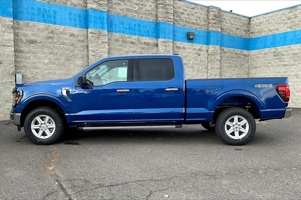 New 2025 Ford F-150 XLT Truck SuperCrew Cab