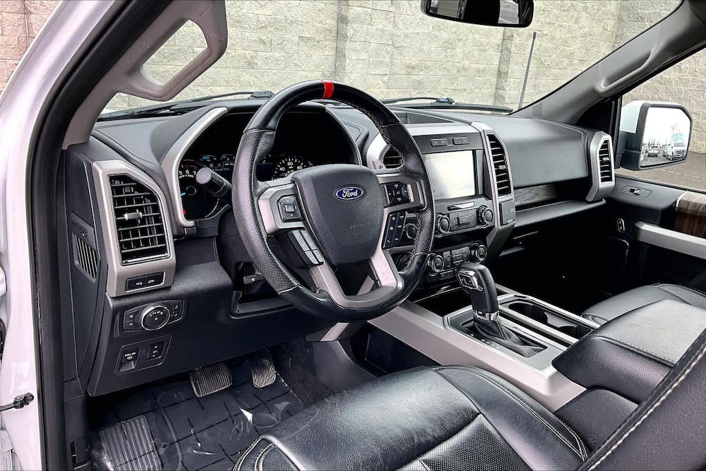 Used 2019 Ford F-150 Lariat Truck SuperCrew Cab