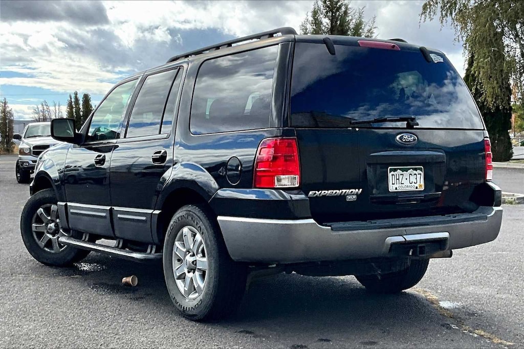 Used 2006 Ford Expedition XLT SUV