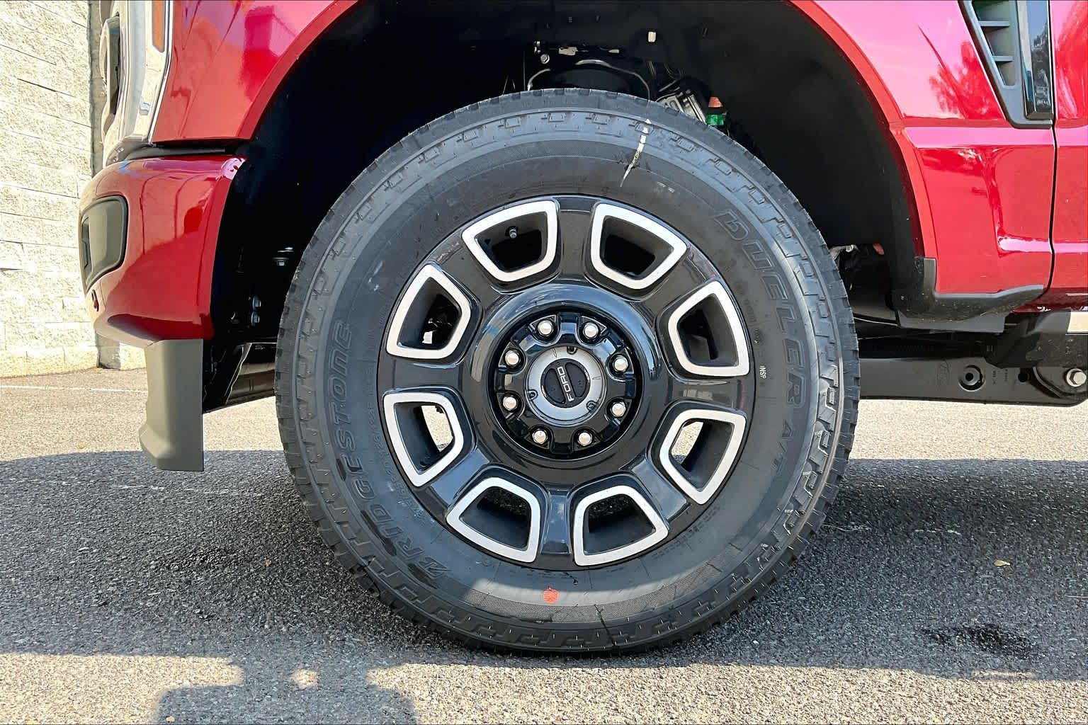 2026 Ford F-250 Super Duty Platinum - Photo 8