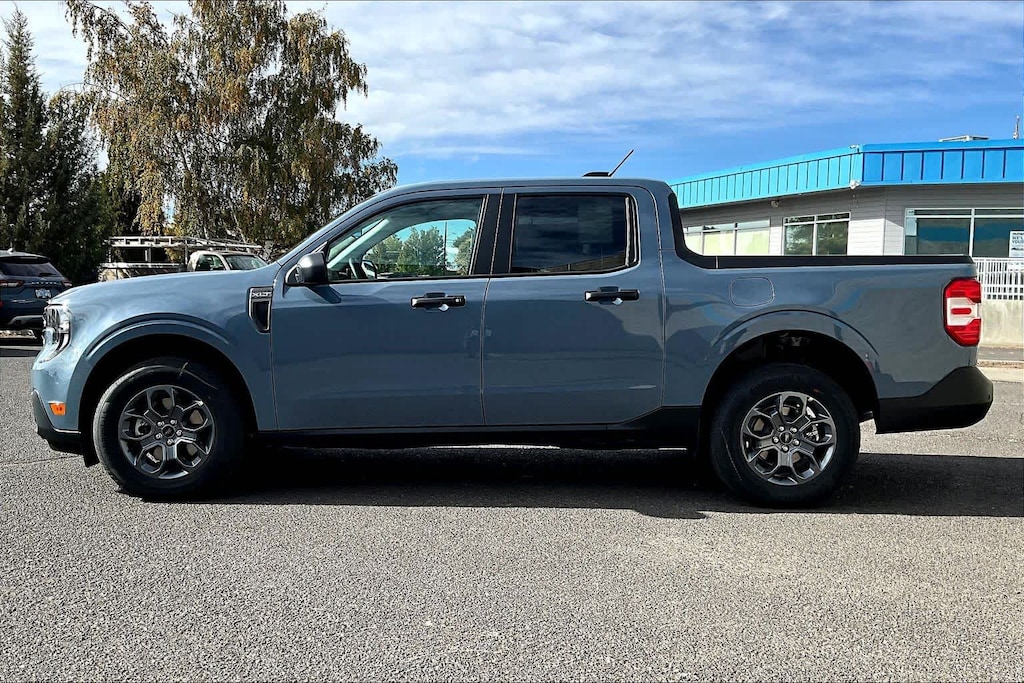 New 2025 Ford Maverick XLT Truck SuperCrew
