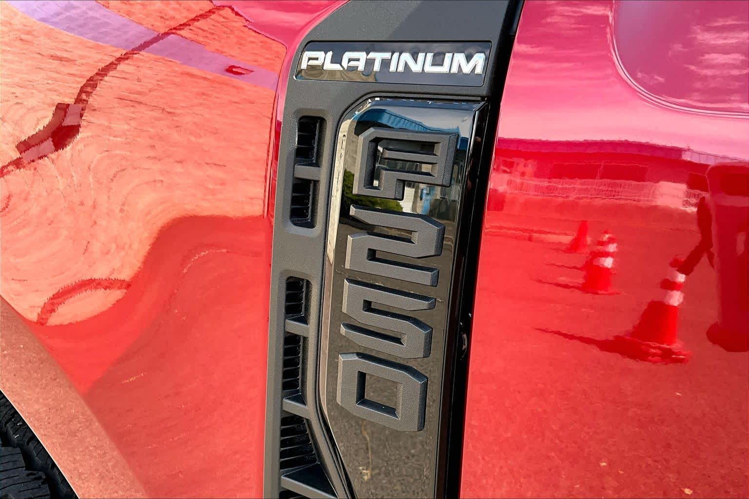 2026 Ford F-250 Super Duty Platinum - Photo 7