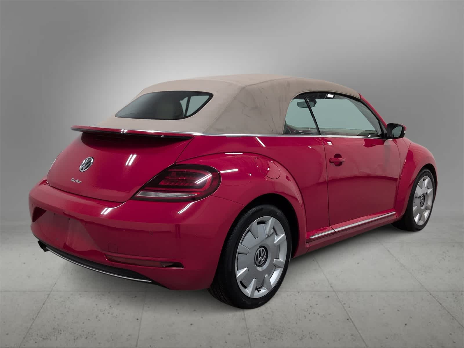 Thumbnail: 2019 Volkswagen Beetle - 8