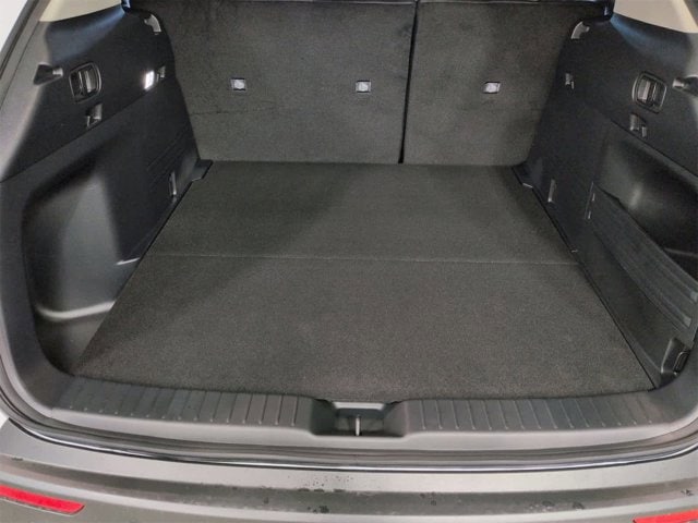 Thumbnail: 2026 Mazda CX-50 - 37