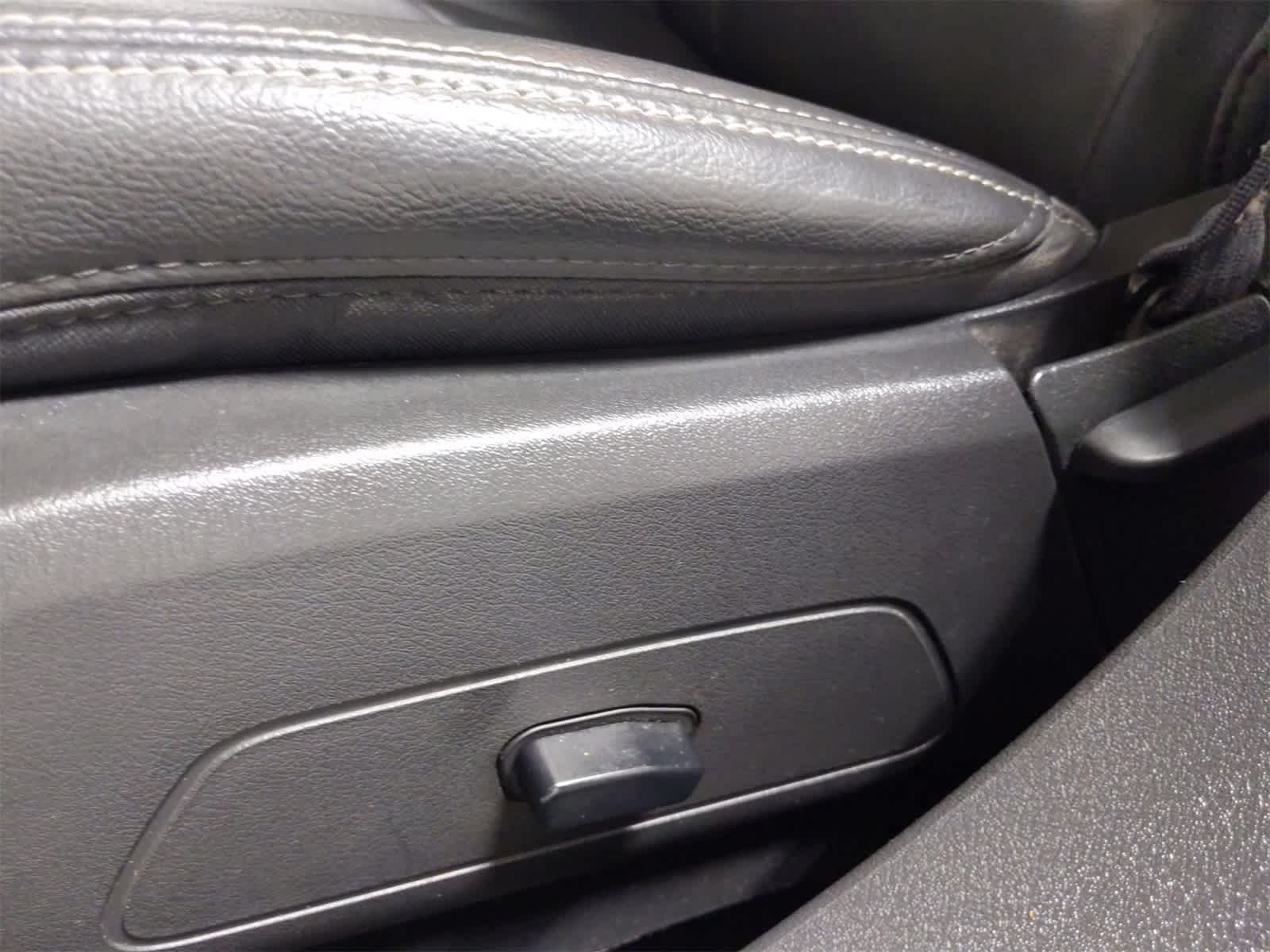 Thumbnail: 2014 Jeep Patriot - 18