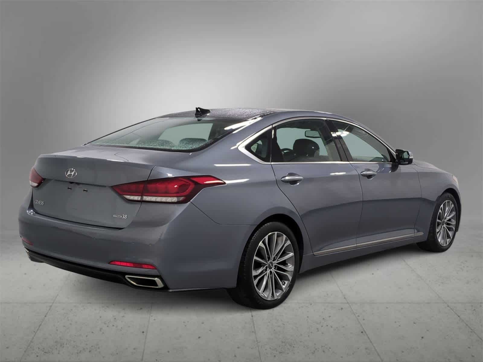 Thumbnail: 2015 Hyundai Genesis - 8