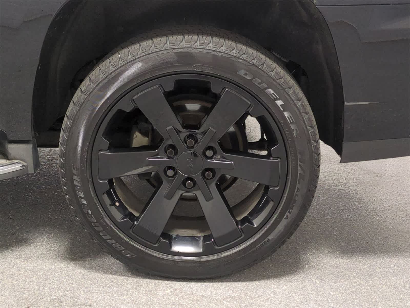 Thumbnail: 2015 GMC Yukon - 14