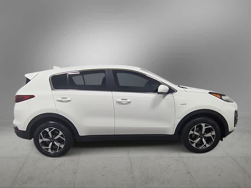 Thumbnail: 2020 Kia Sportage - 9