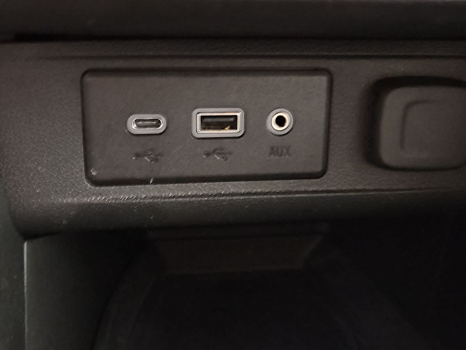 Thumbnail: 2021 Buick Encore GX - 27