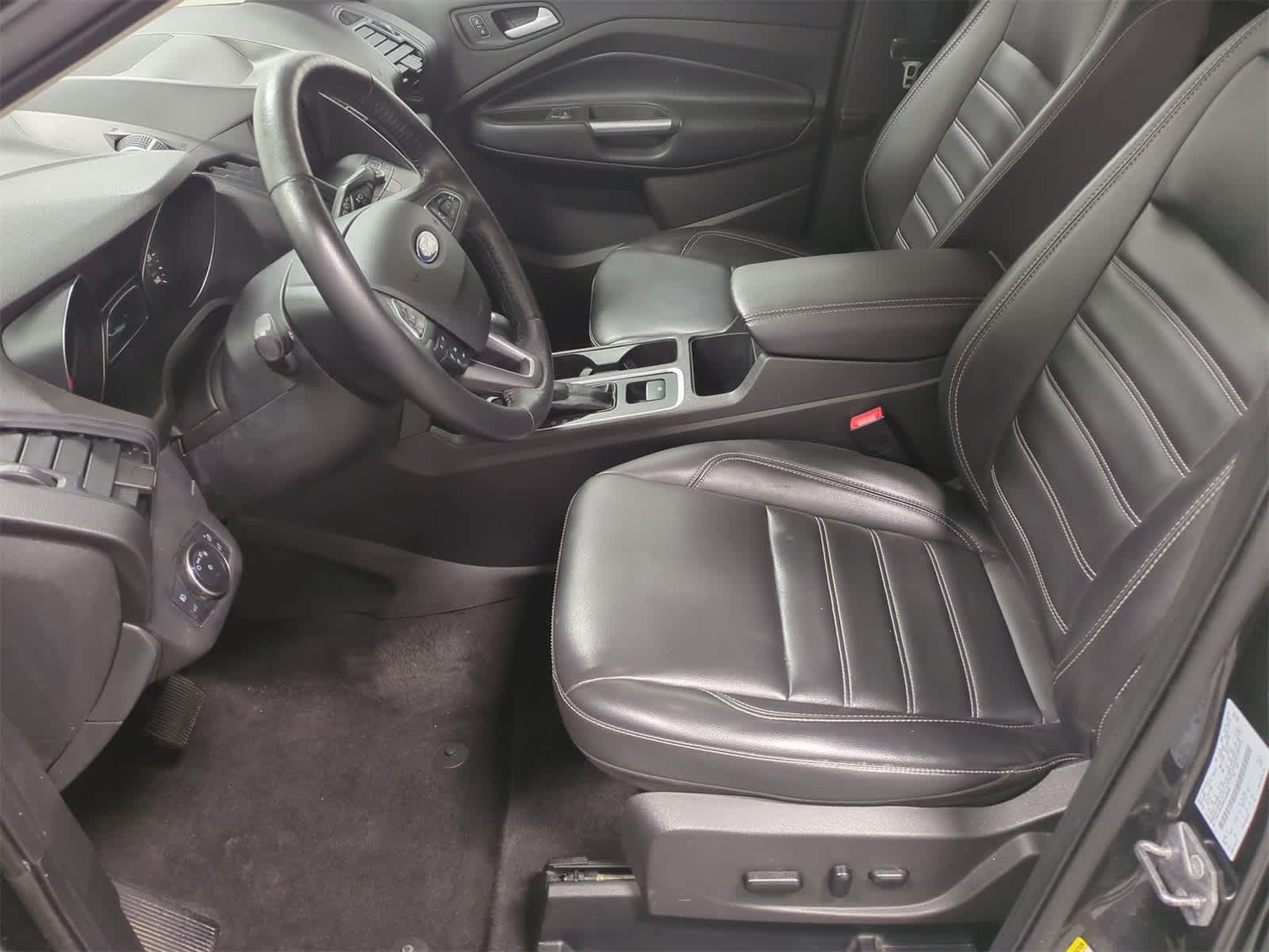 Thumbnail: 2019 Ford Escape - 17