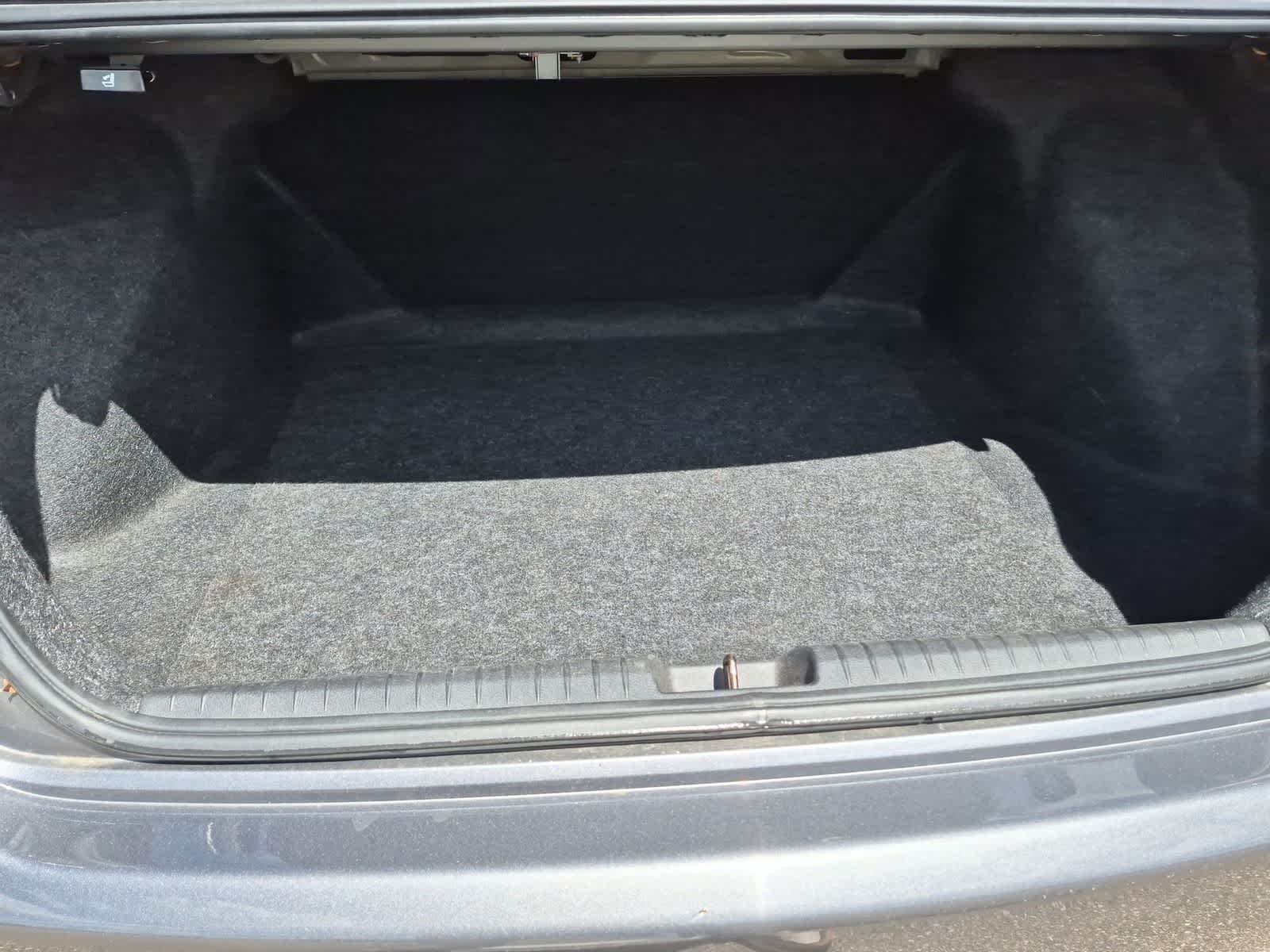 Thumbnail: 2011 Honda Civic - 29