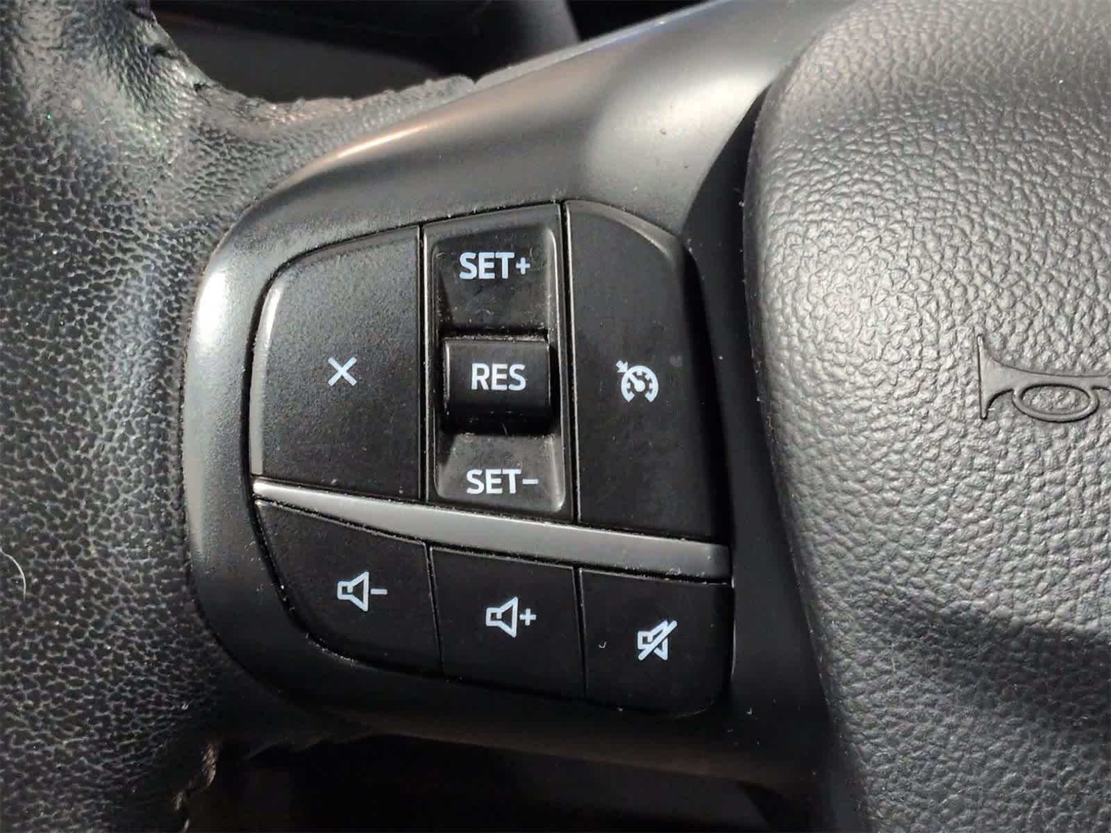 Thumbnail: 2020 Ford Escape - 24