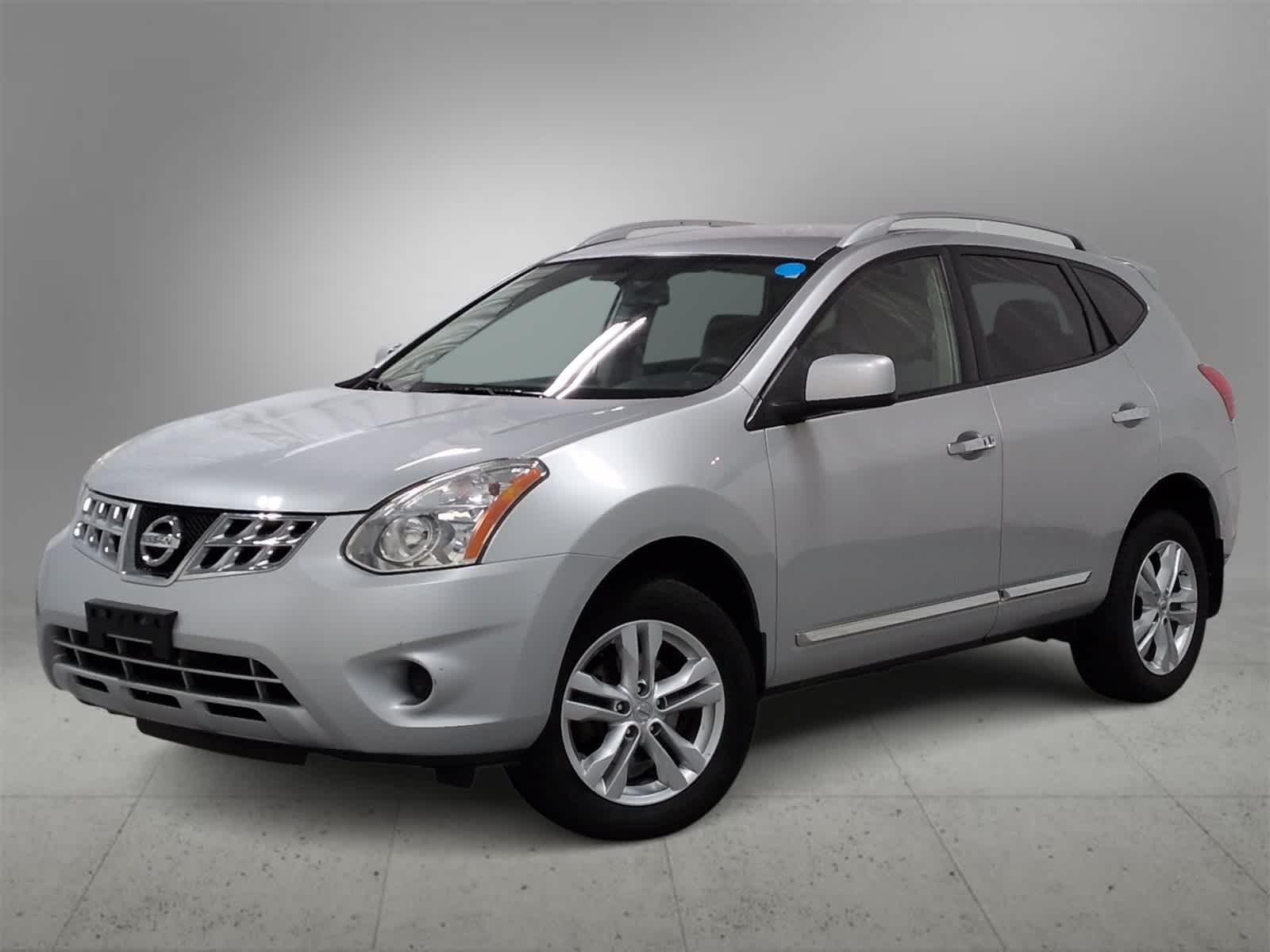 2013 Nissan Rogue SV -
                  Farmington Hills, MI