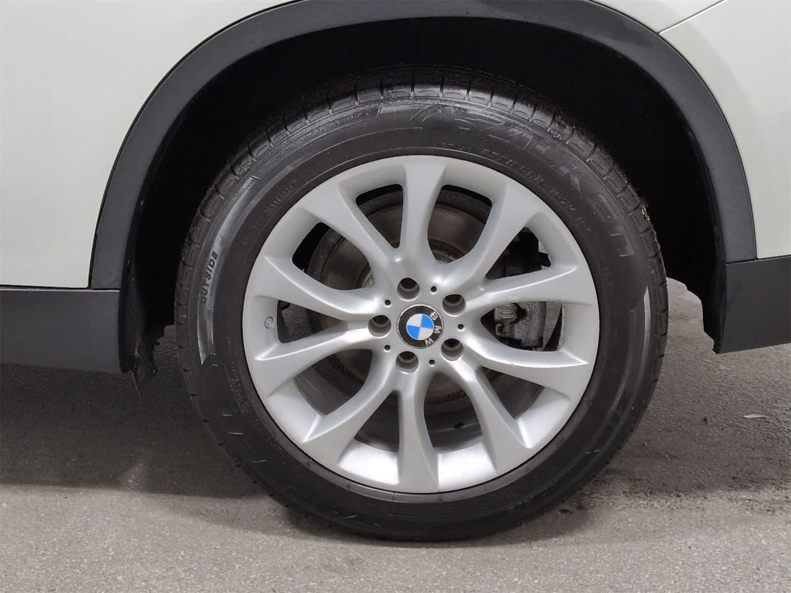 Thumbnail: 2016 BMW X5 - 14