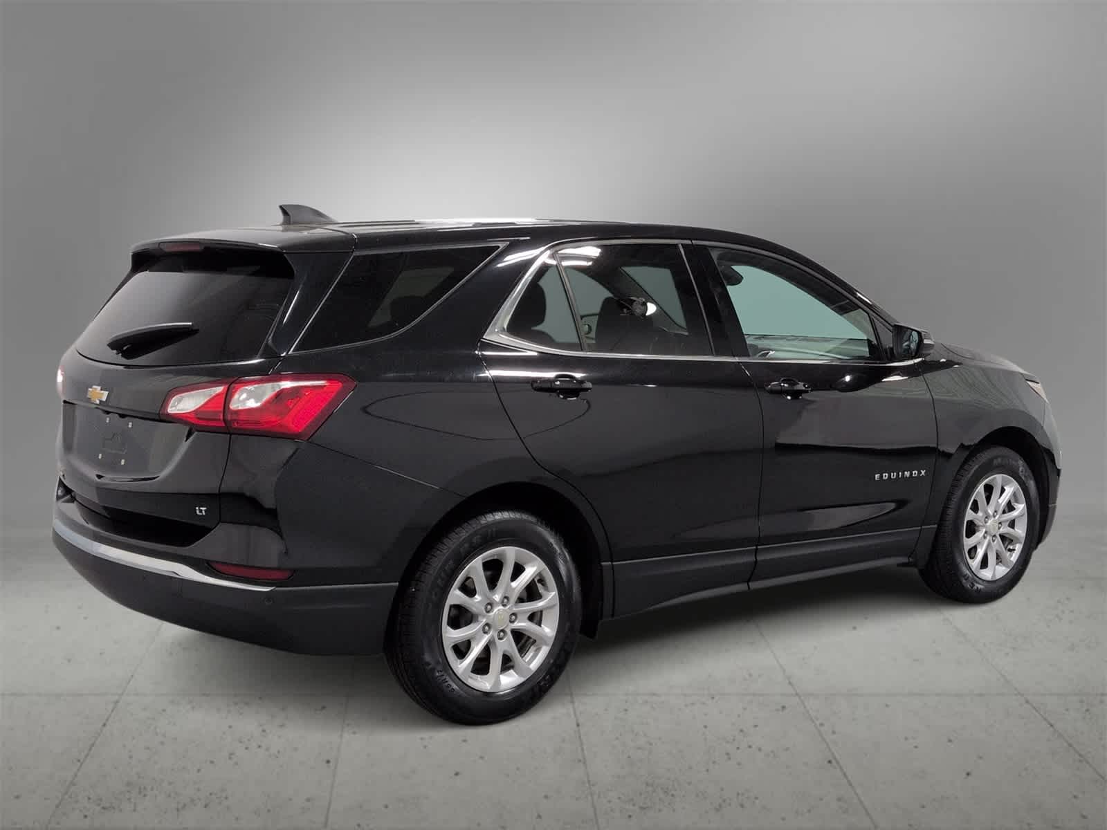 Thumbnail: 2019 Chevrolet Equinox - 8
