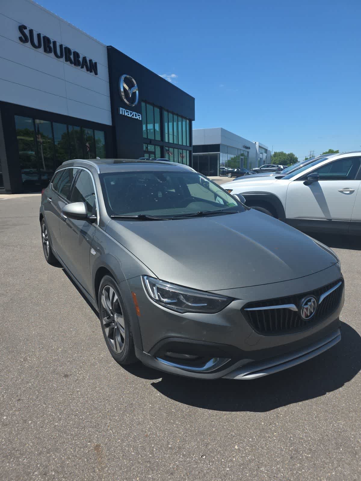 2018 Buick Regal's photo
