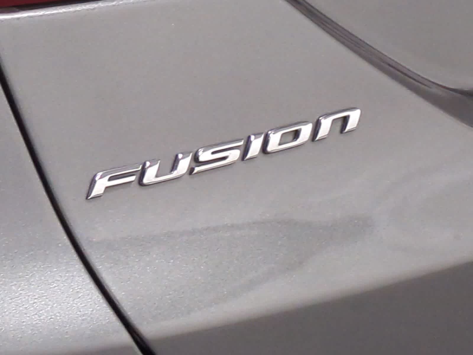 Thumbnail: 2014 Ford Fusion - 13