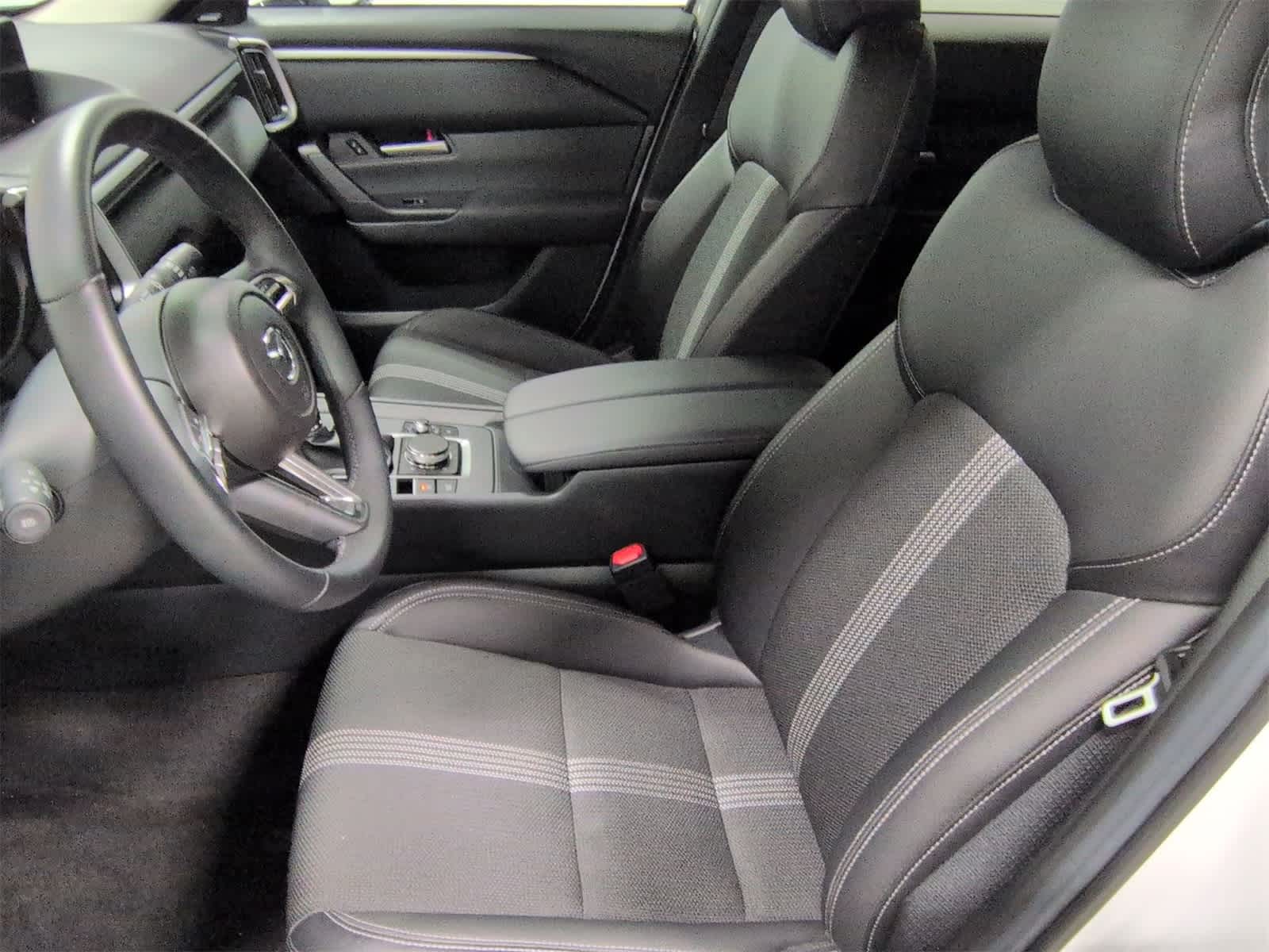 Thumbnail: 2025 Mazda CX-50 - 9