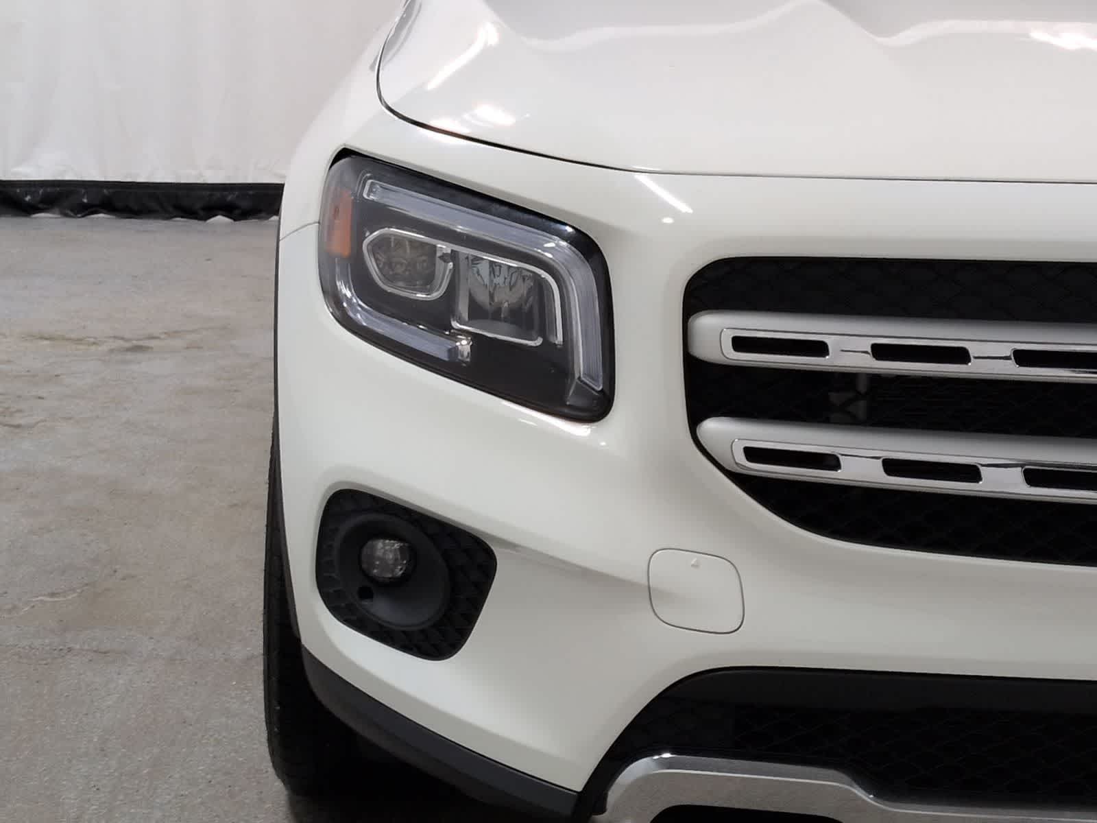 Thumbnail: 2022 Mercedes-Benz GLB - 11