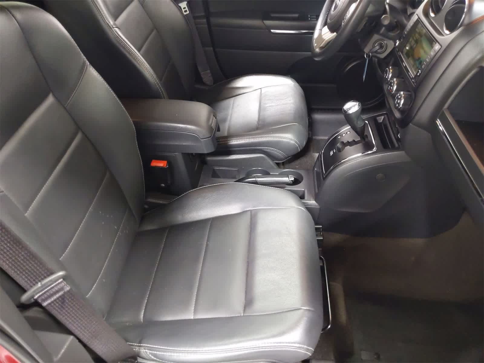 Thumbnail: 2014 Jeep Patriot - 23