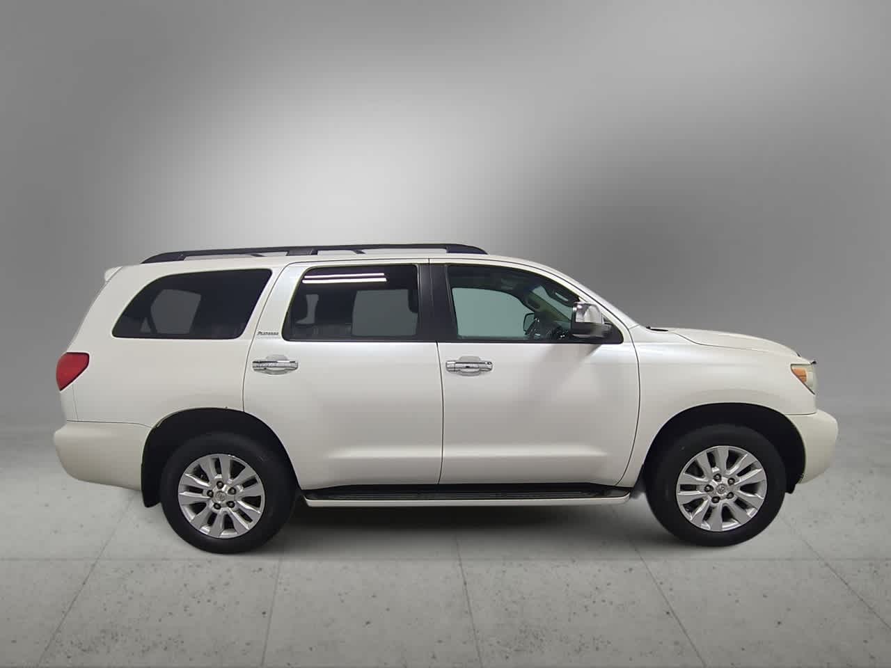 Thumbnail: 2013 Toyota Sequoia - 9