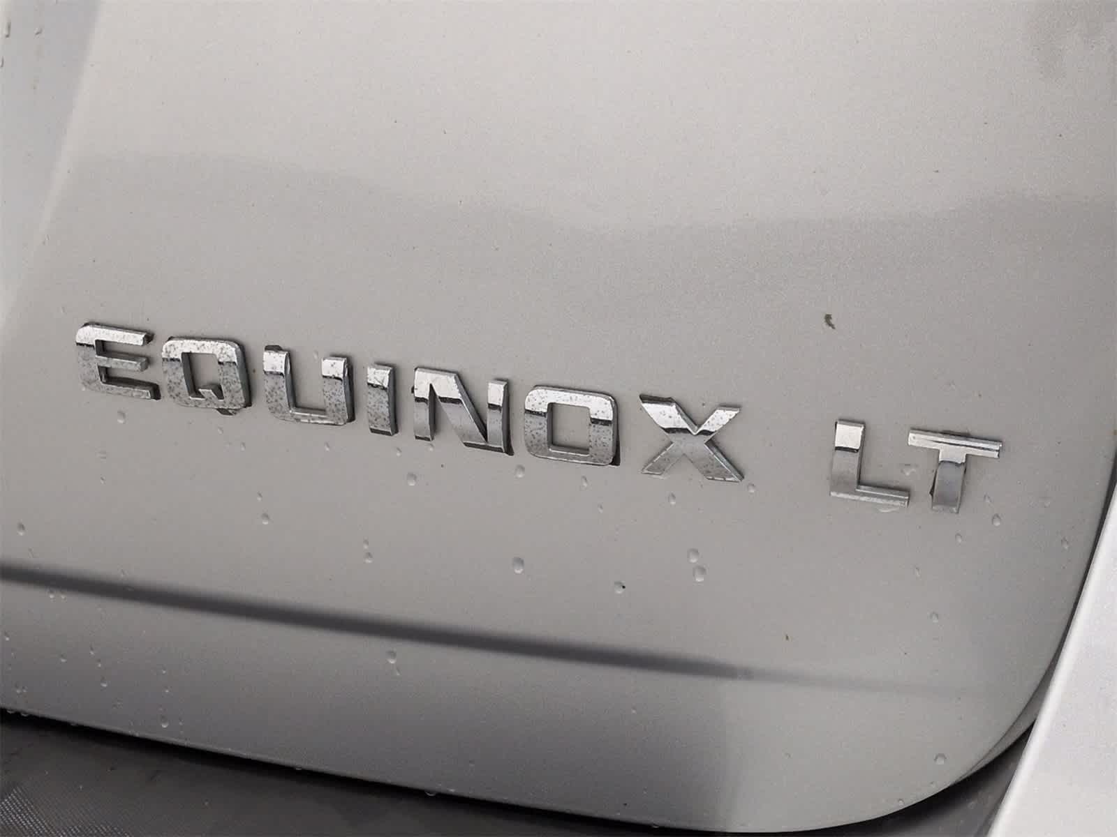 Thumbnail: 2010 Chevrolet Equinox - 12