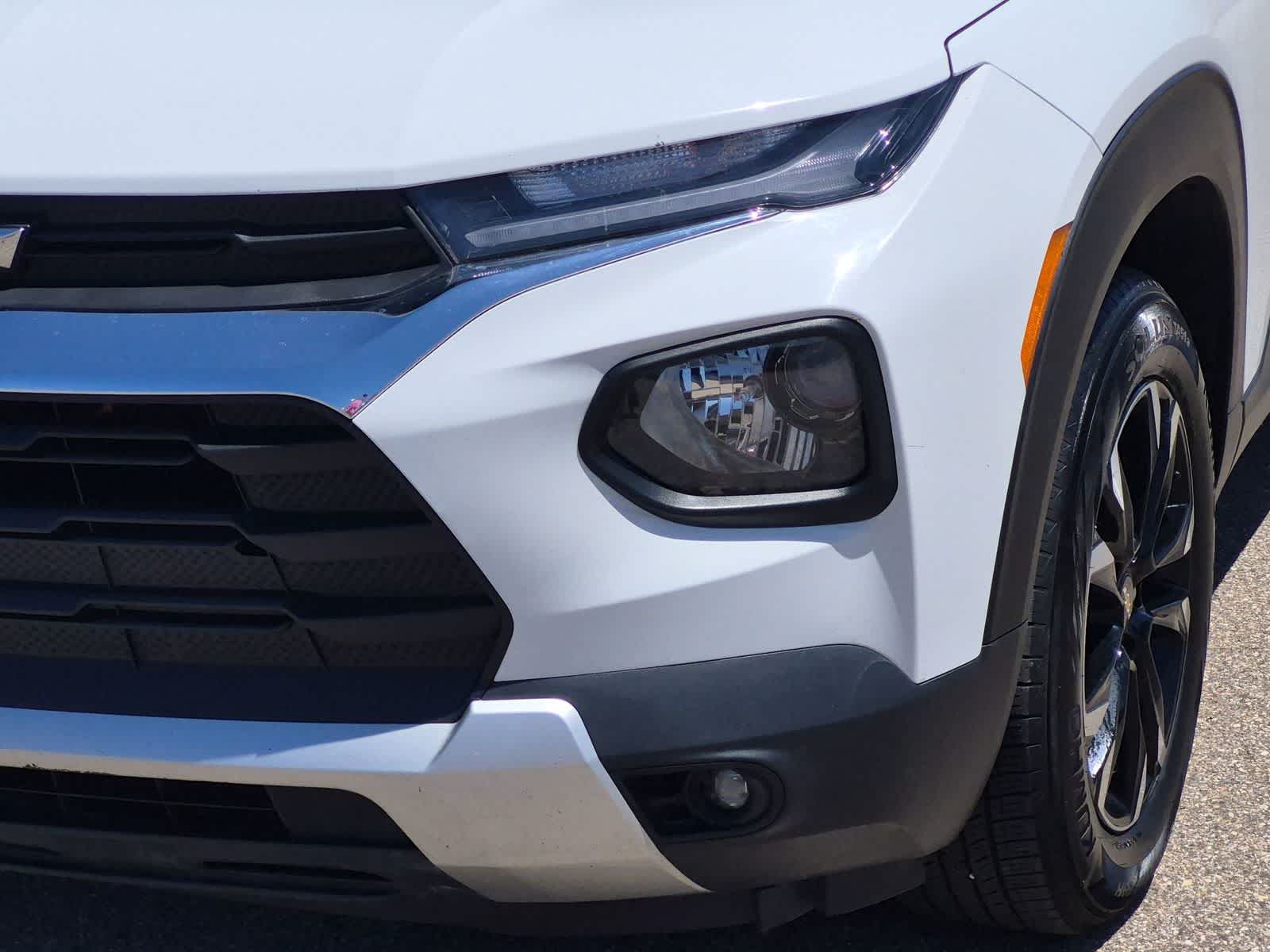 Thumbnail: 2023 Chevrolet TrailBlazer - 11