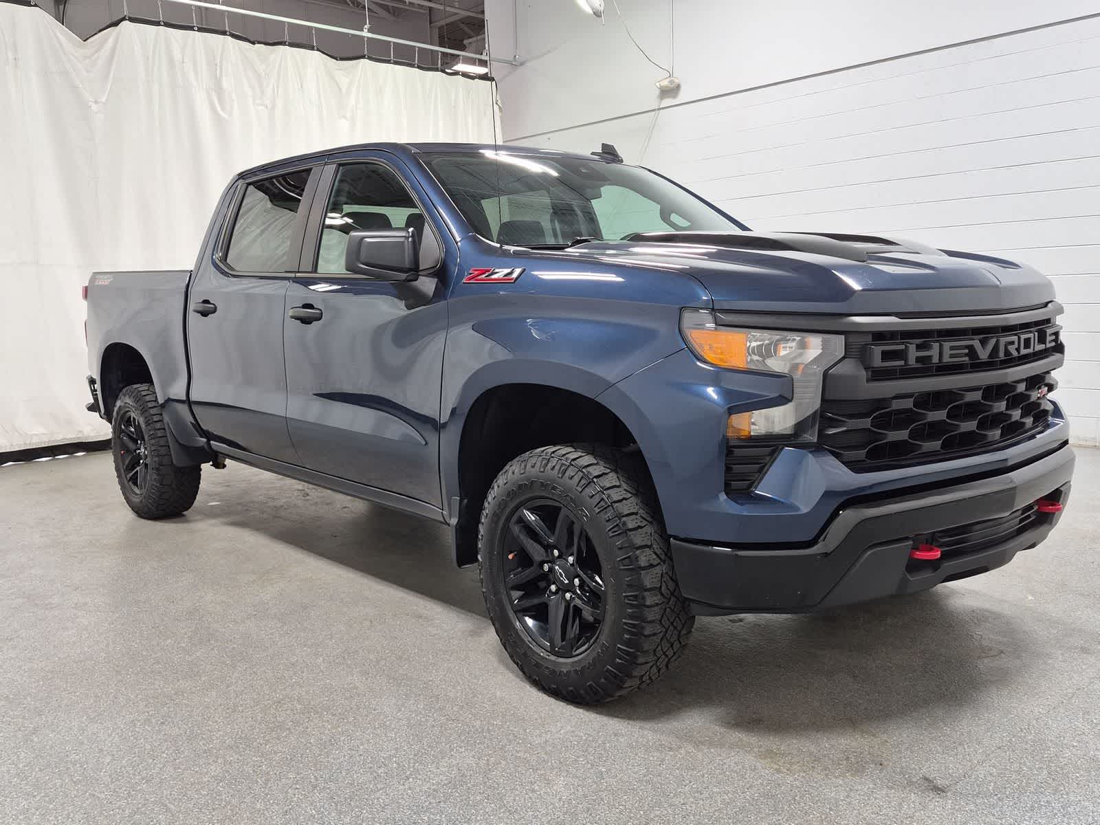 Thumbnail: 2022 Chevrolet Silverado 1500 - 16