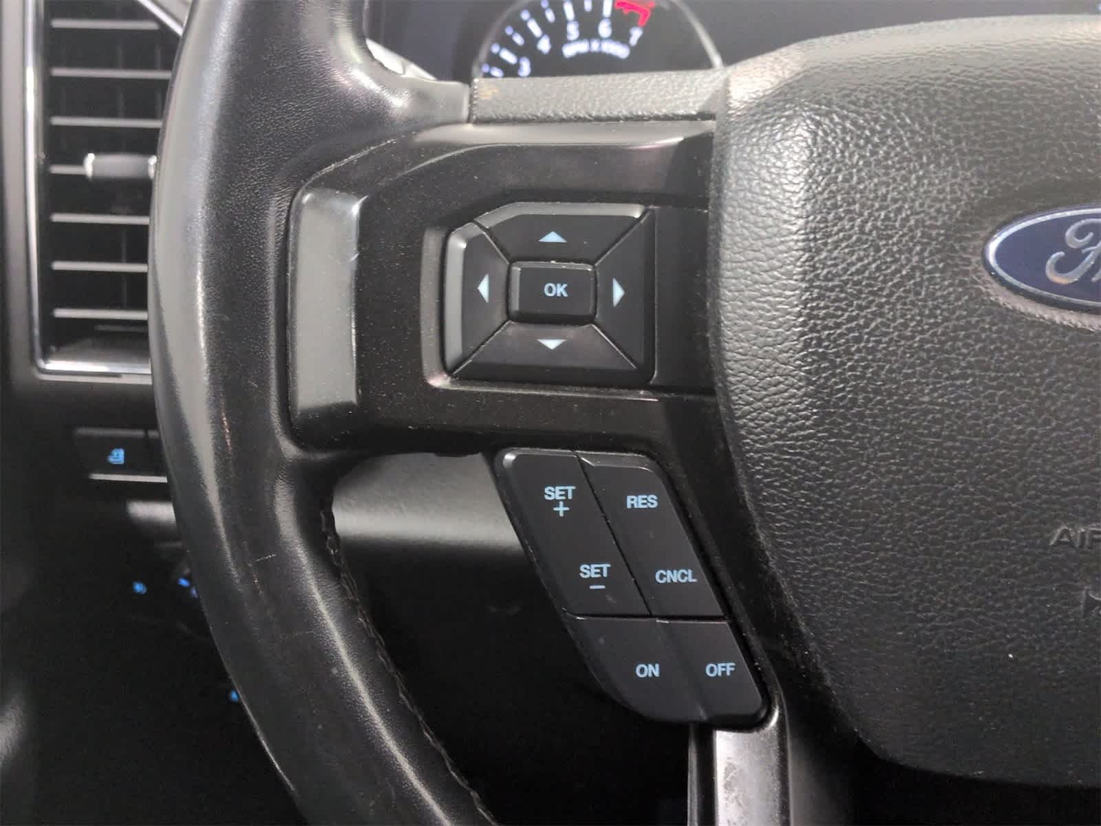 Thumbnail: 2019 Ford Expedition MAX - 24